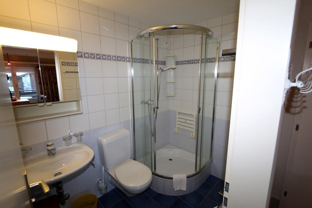 Sarazena Apartment Саас-Фее Стая снимка